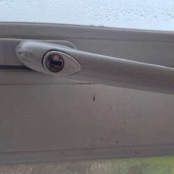 di_room_window_not_opening_3 di_room_window_not_opening_3